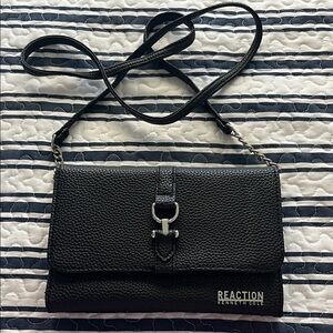 Kenneth Cole Reaction Textured Black Crossbody Bag
New WOT